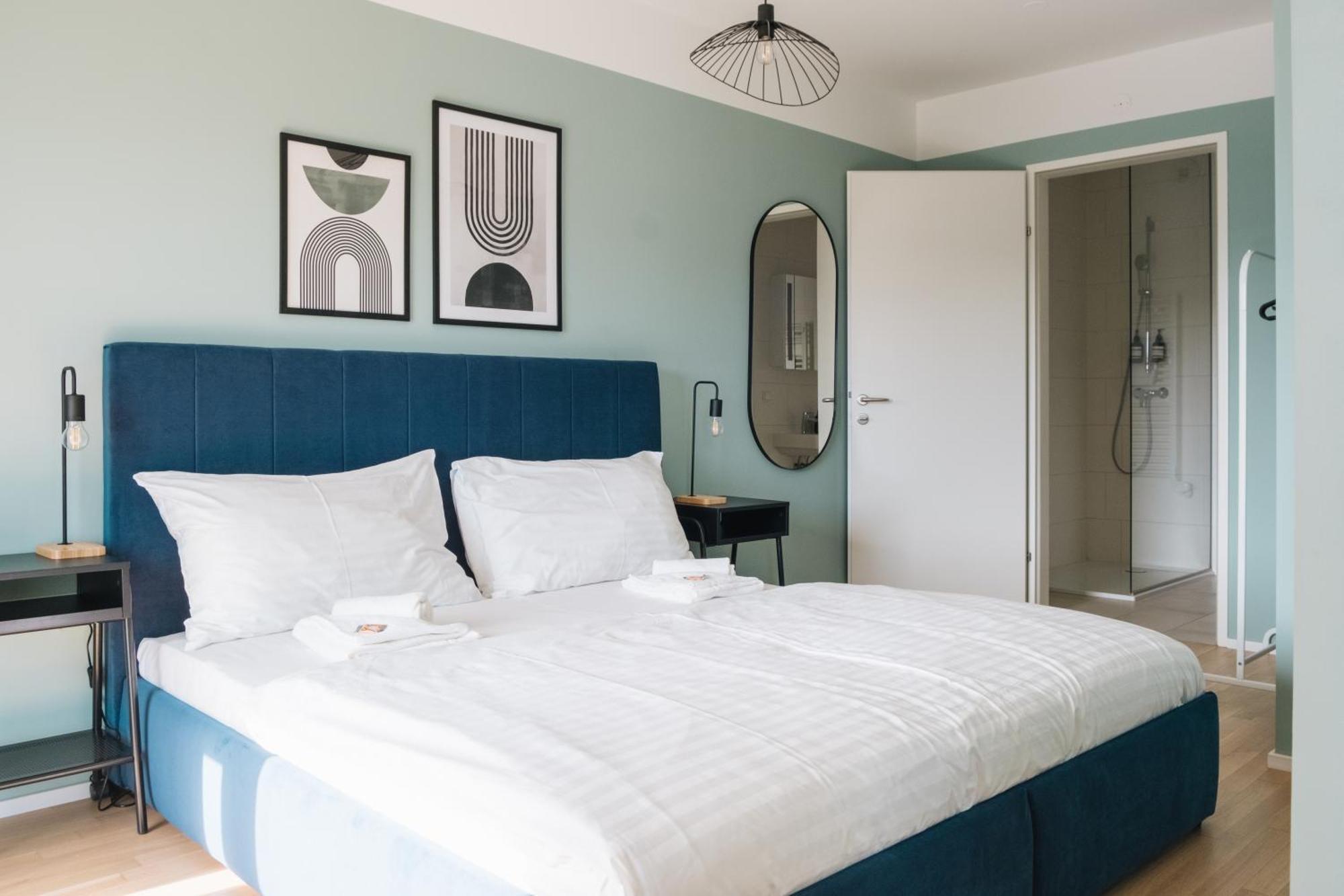 וינה Decorous Cozy City View Suite מראה חיצוני תמונה