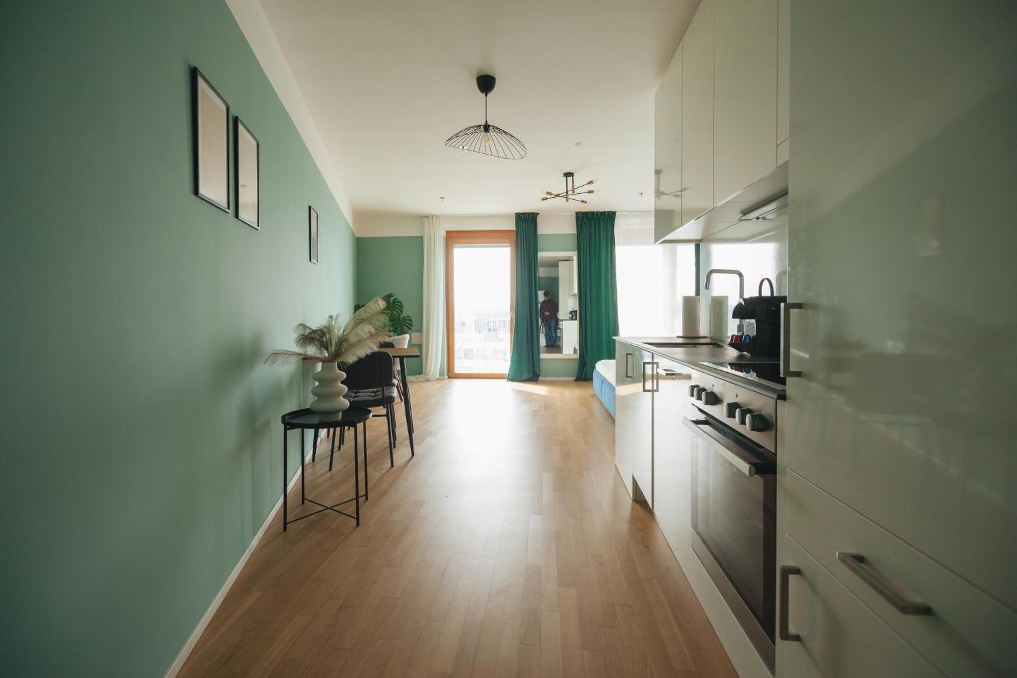 וינה Decorous Cozy City View Suite מראה חיצוני תמונה