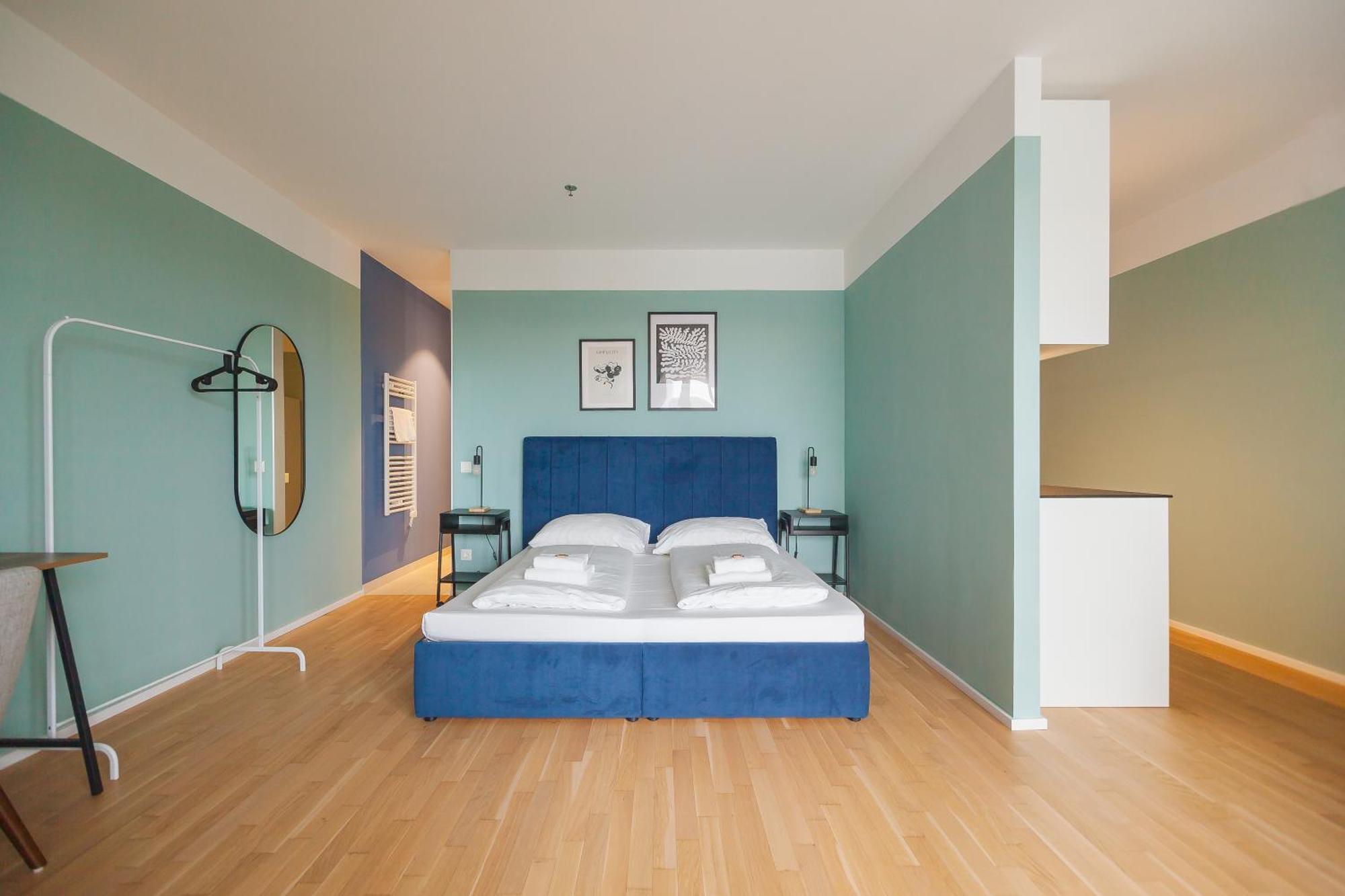 וינה Decorous Cozy City View Suite מראה חיצוני תמונה