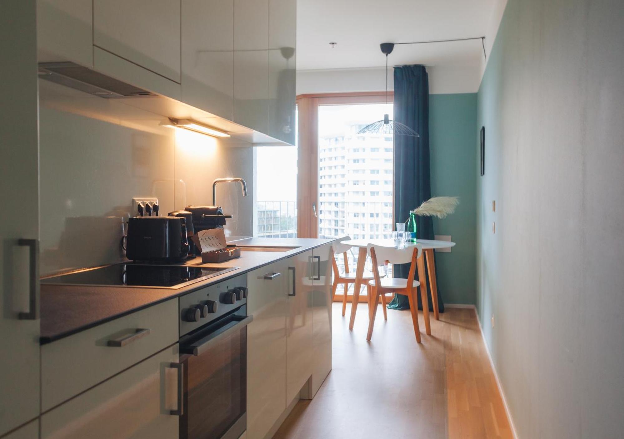 וינה Decorous Cozy City View Suite מראה חיצוני תמונה