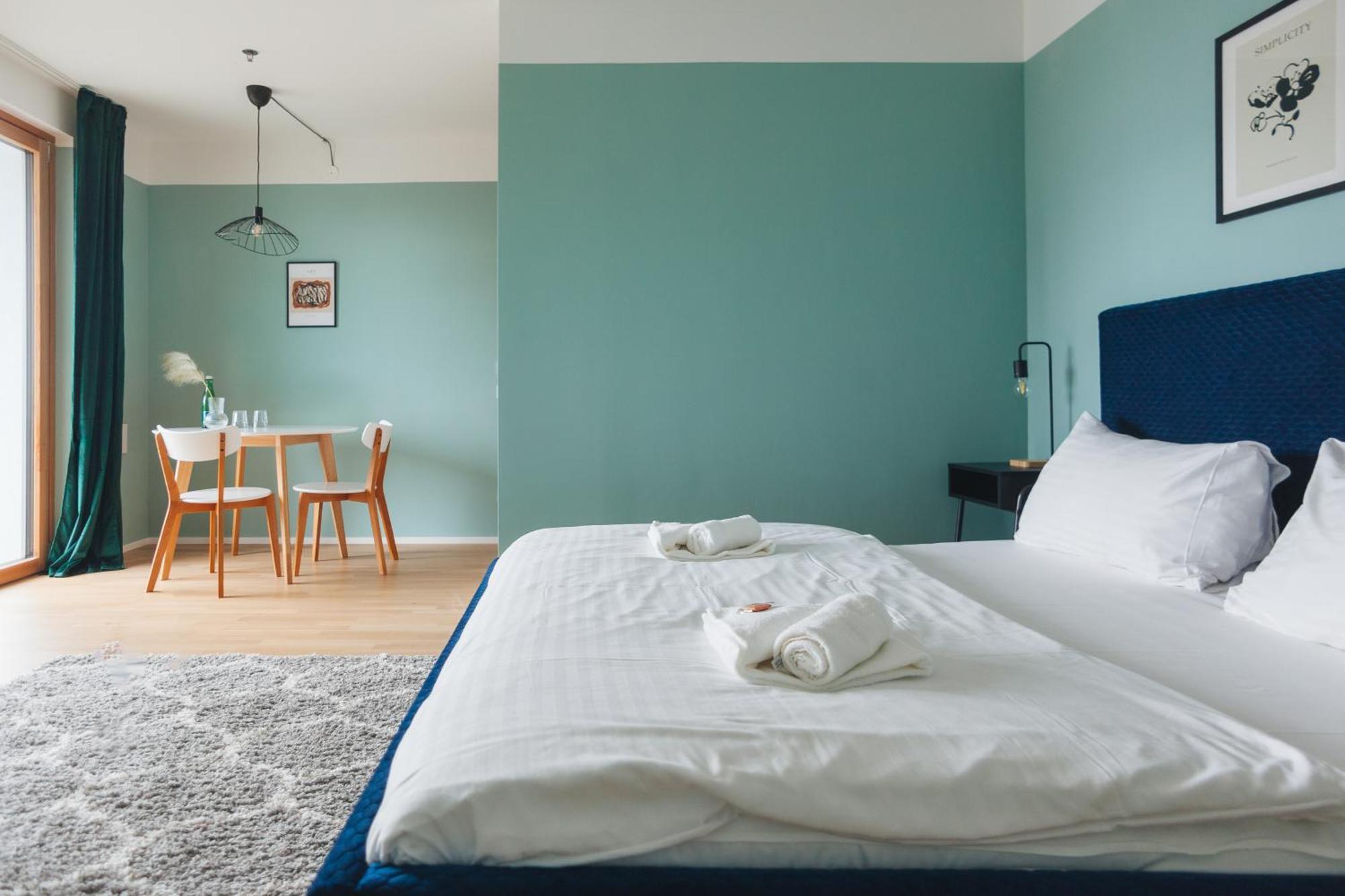 וינה Decorous Cozy City View Suite מראה חיצוני תמונה