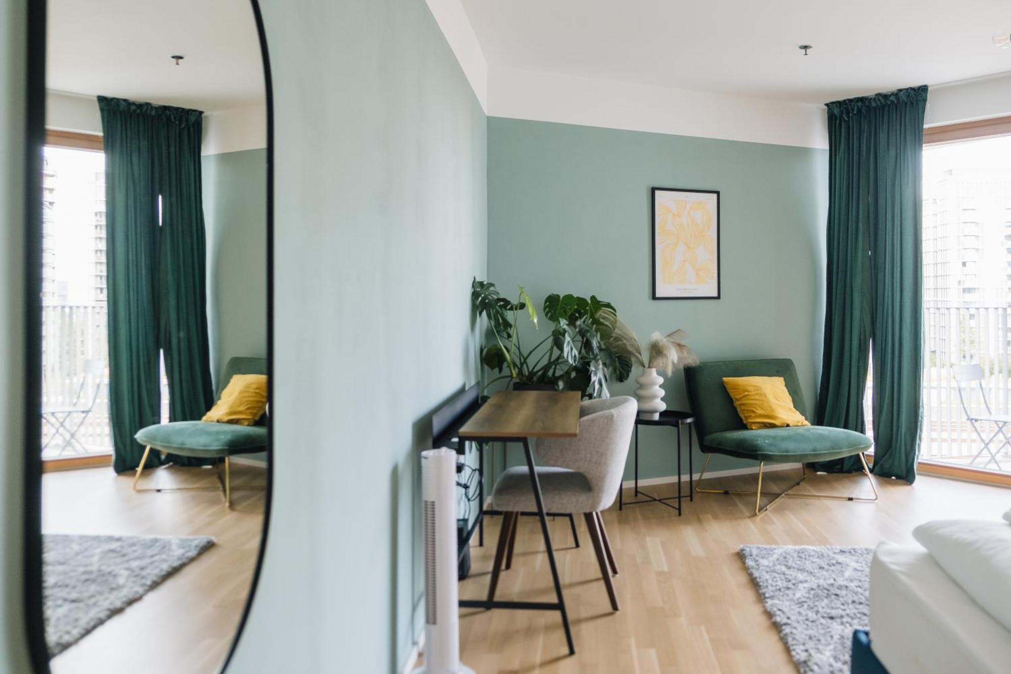 וינה Decorous Cozy City View Suite מראה חיצוני תמונה