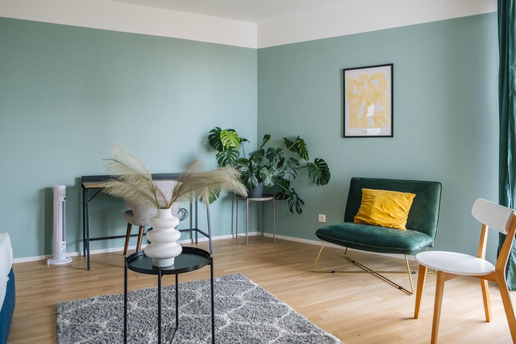 וינה Decorous Cozy City View Suite מראה חיצוני תמונה