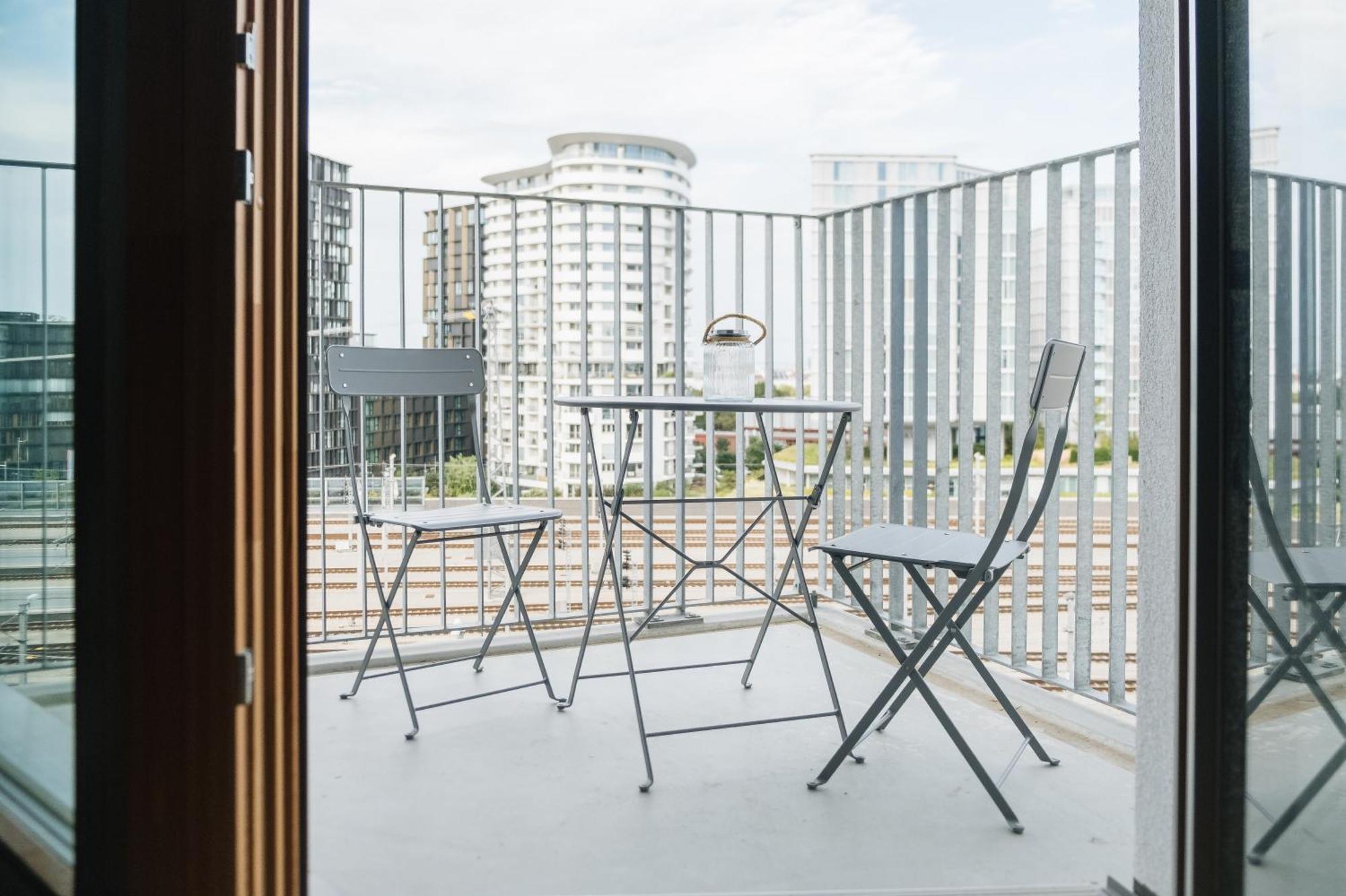 וינה Decorous Cozy City View Suite מראה חיצוני תמונה