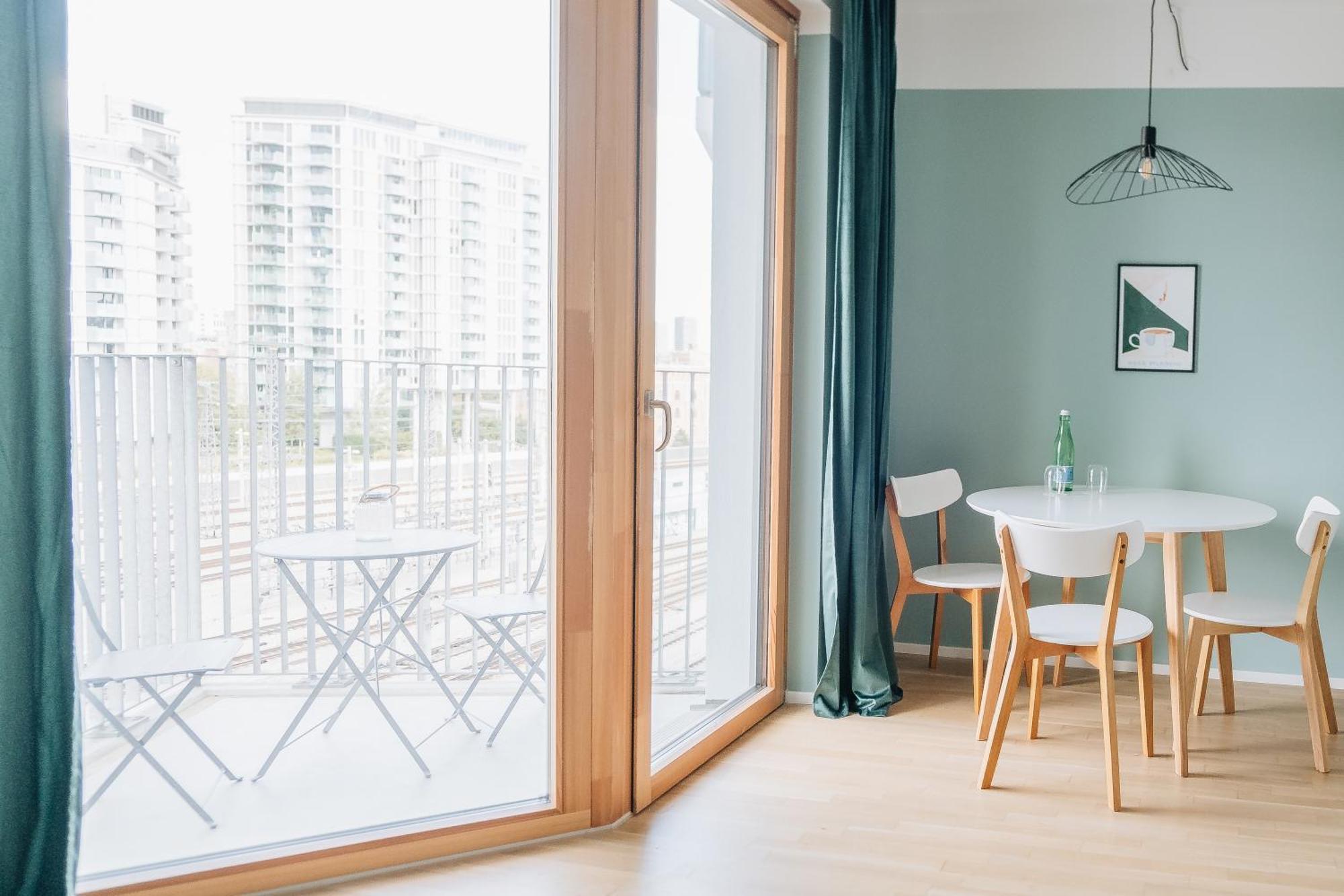 וינה Decorous Cozy City View Suite מראה חיצוני תמונה