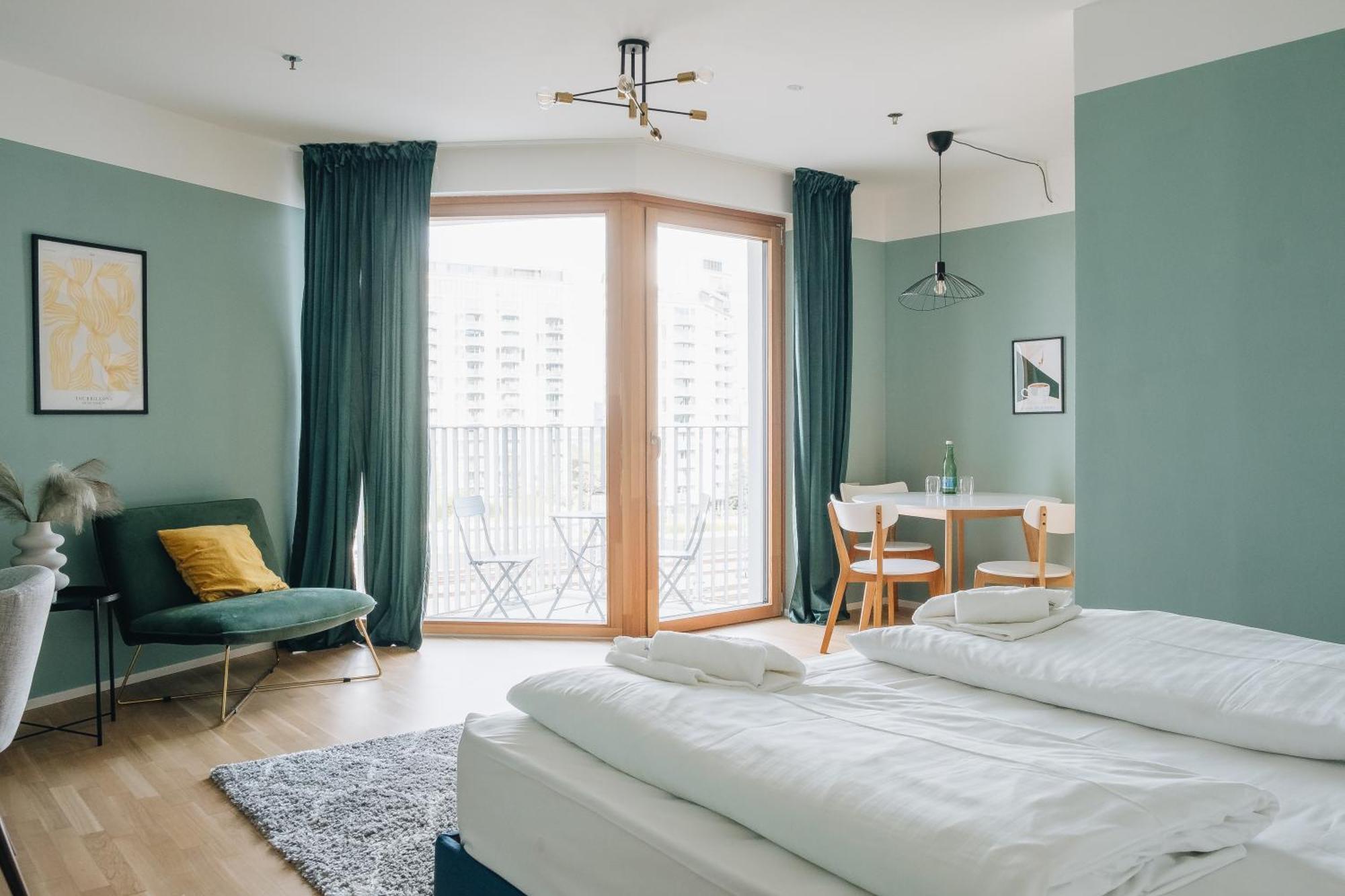 וינה Decorous Cozy City View Suite מראה חיצוני תמונה
